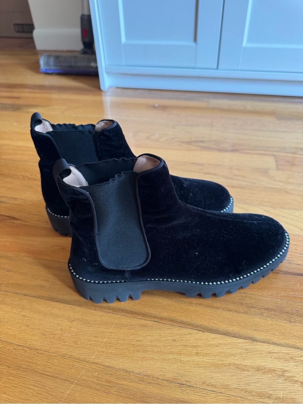 Black Velvet Chelsea Boots - Stylish Slip-On Ankle Boots